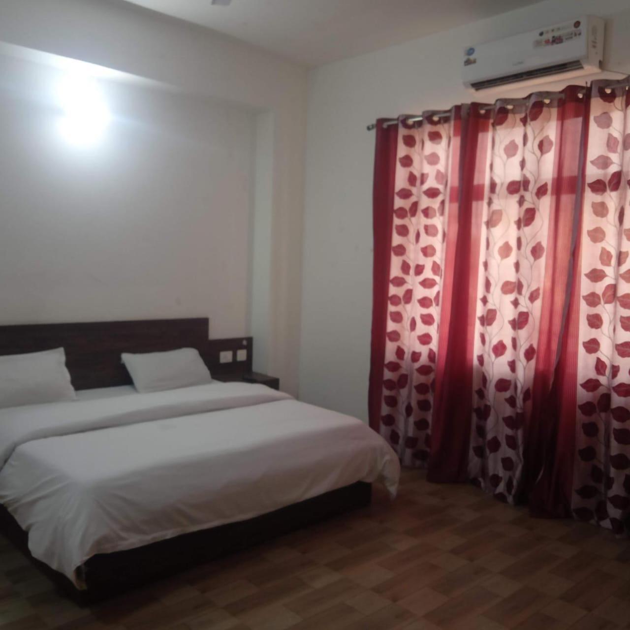 The Rejoice Hotel & Guesthouse Greater Noida Exterior photo